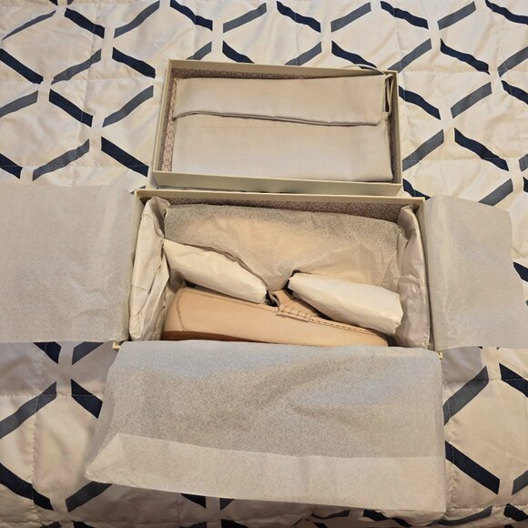 M. Gemi Mirabella Leather Loafers in Stone Size 35.5 BNIB - Picture 6 of 13